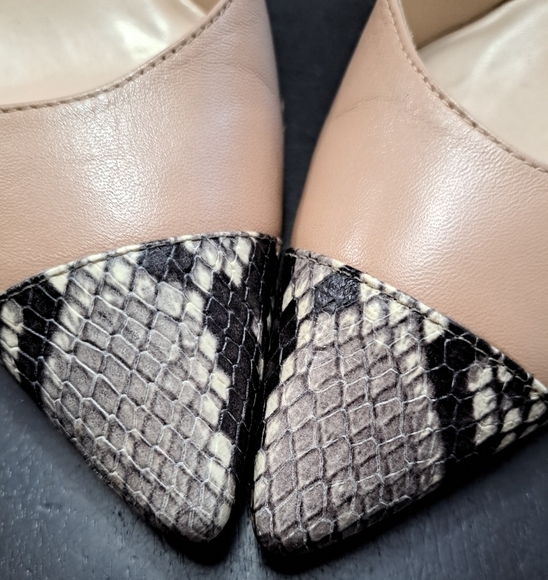 L.K. Bennett London Keira Snakeskin Cap Toe Heels  Size 7 (37.5) - Picture 3 of 12